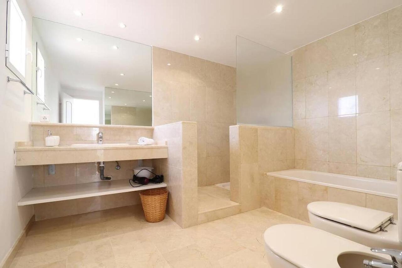 Amazing 3Bedroom Flat With Seafront Views & Pool By Sharingco Marbella Exterior photo